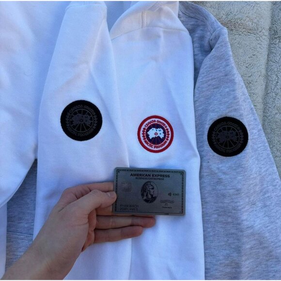 Canada Goose White / Black Badge Badge Hoodies - Picture 2 of 2